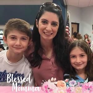 Meet your Posher, Lauren